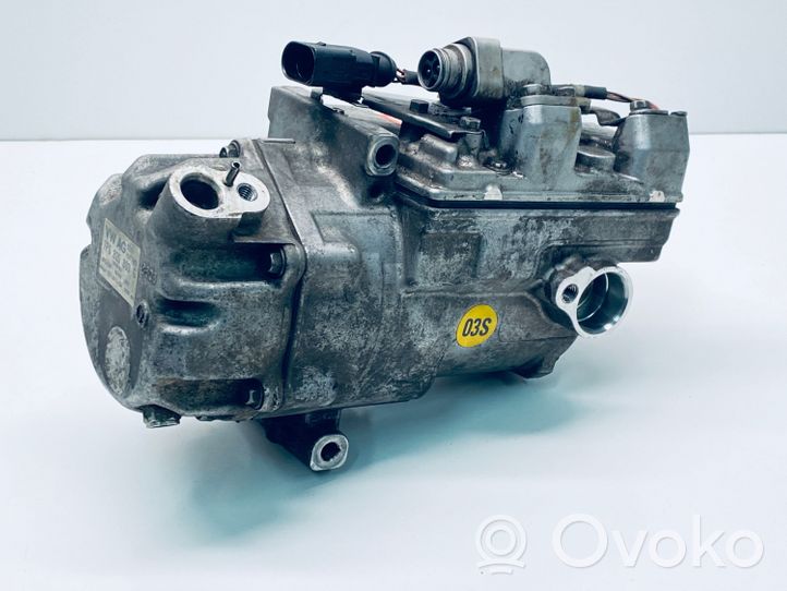 Volkswagen Touareg II Ilmastointilaitteen kompressorin pumppu (A/C) 7P0820803G