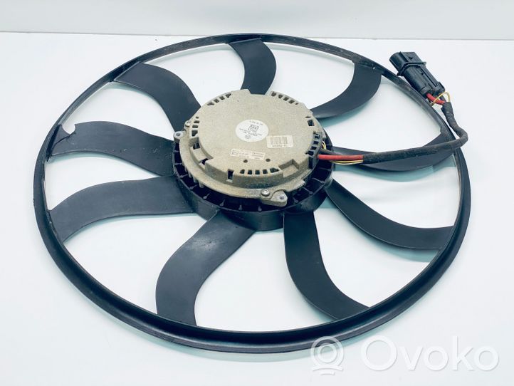 Volkswagen Touareg II Hélice moteur ventilateur 7P0121203H