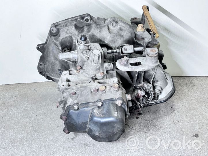 Opel Corsa D Boîte de vitesses manuelle à 5 vitesses 55566124