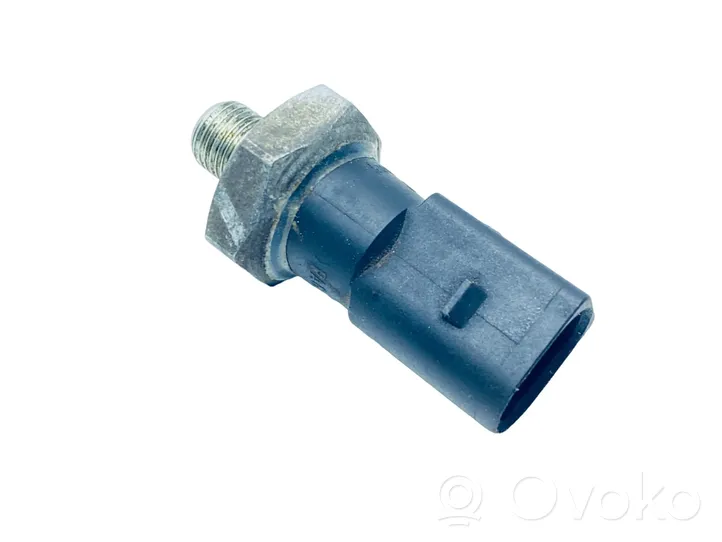 Audi A6 S6 C6 4F Sensor de presión del aceite 06D919081B