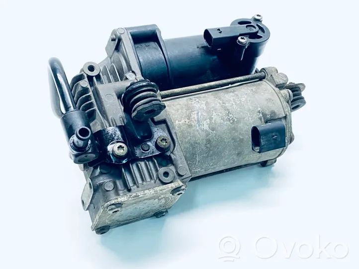 Mercedes-Benz S W222 Ilmajousituksen kompressoripumppu A0993200104