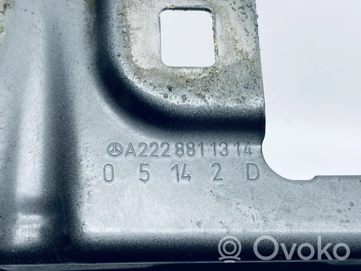 Mercedes-Benz S W222 Supporto di montaggio del parafango A2228811314