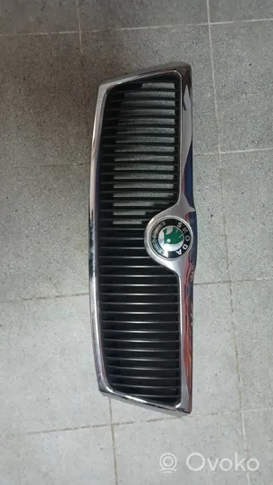 Skoda Fabia Mk3 (NJ) Grille de calandre avant K151