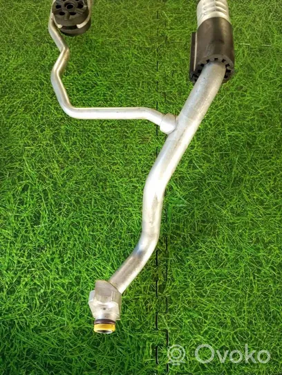 BMW M6 Air conditioning (A/C) pipe/hose 6982871