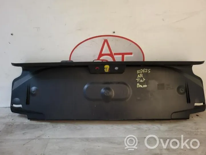 Fiat Bravo Tailgate/boot cover trim set 735460565