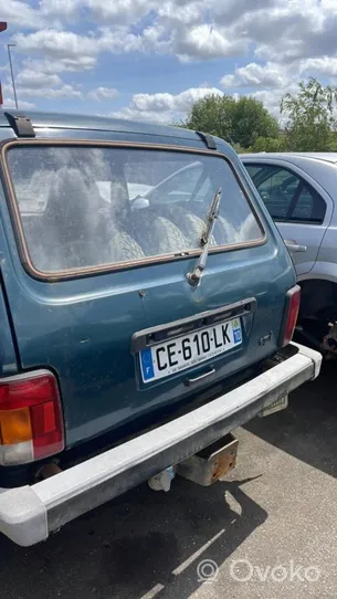 Lada Niva Tapón del depósito de combustible 