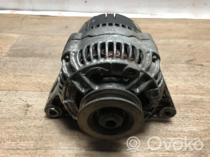 Peugeot 106 Generatore/alternatore 5705E1