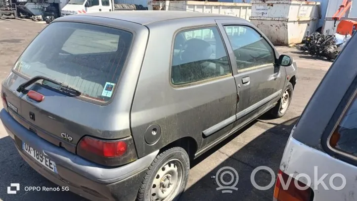 Renault Clio I Pyyhkimen moottori 7701034656