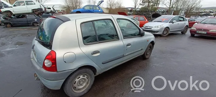 Renault Clio III Poutre d'essieu arrière 7701473856
