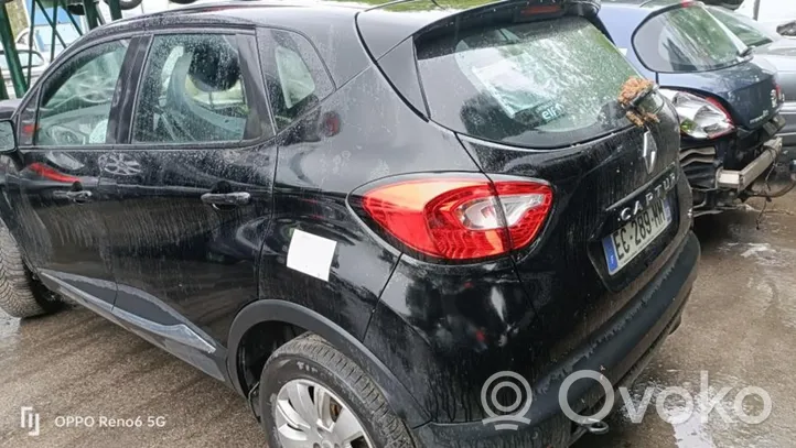 Renault Captur Belka osi tylnej 554001422R