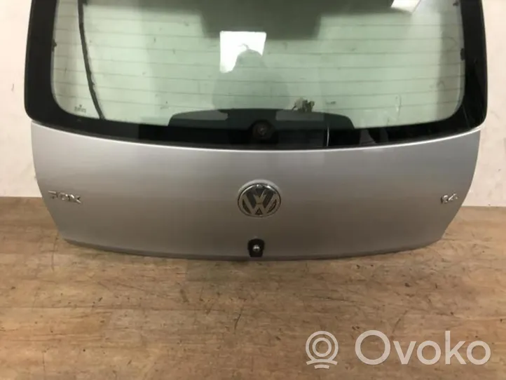 Volkswagen Fox Tylna klapa bagażnika 5Z6827025DGRU