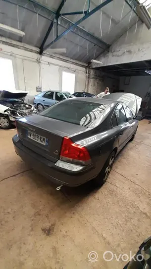 Volvo S60 Półoś tylna 