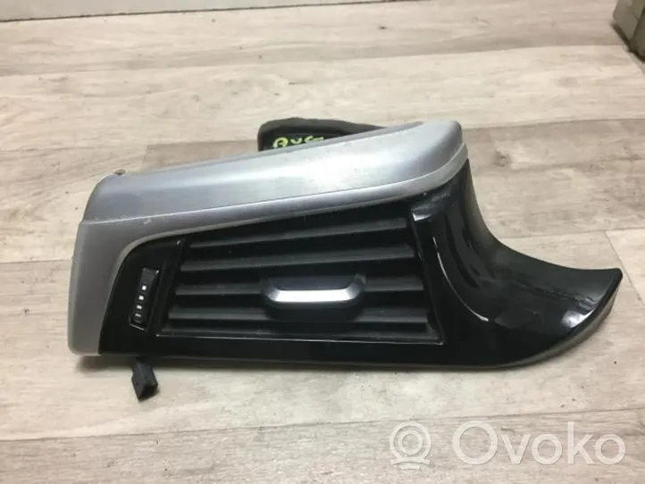 BMW 5 G30 G31 Griglia di ventilazione centrale cruscotto 