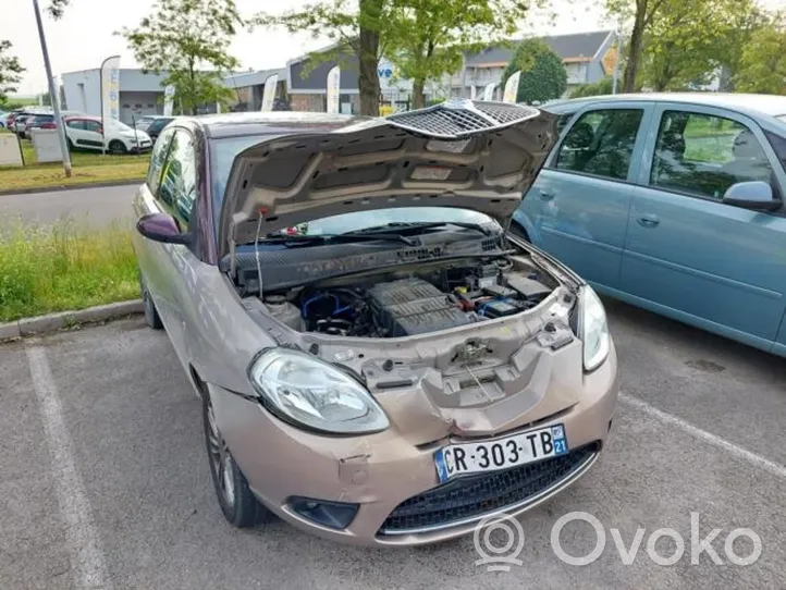 Lancia Ypsilon Įrankių komplektas 