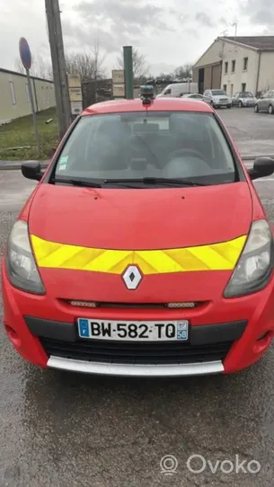 Renault Clio III Fibbia della cintura di sicurezza anteriore 8200750786