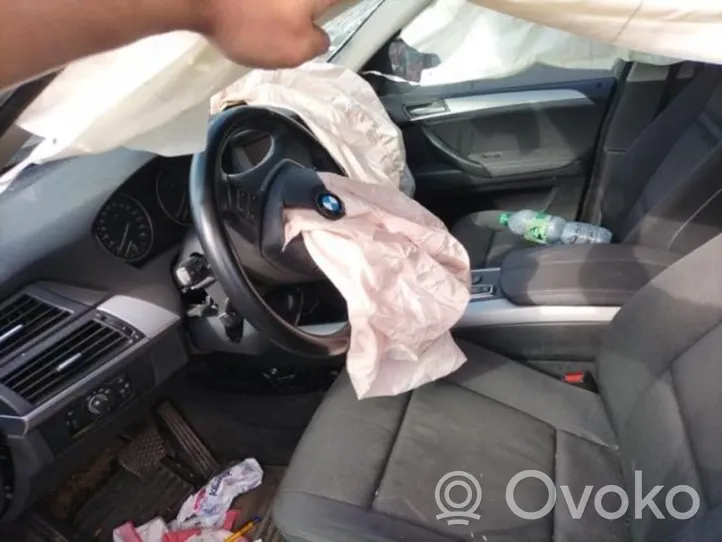 BMW X5 E70 Joint d'étanchéité en caoutchouc pour porte arrière 51767220382