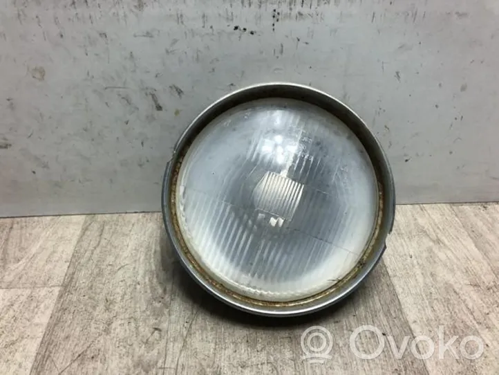 Lada Niva Klosze lamp przednich 21213371101002