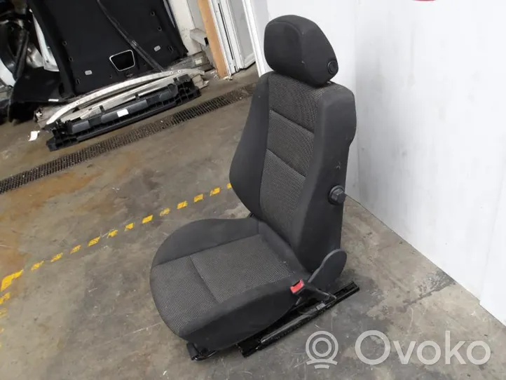 Opel Zafira B Front passenger seat 