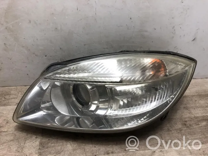 Skoda Fabia Mk2 (5J) Klosze lamp przednich 5J1941017A