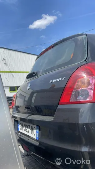 Suzuki Swift Fibbia della cintura di sicurezza posteriore 