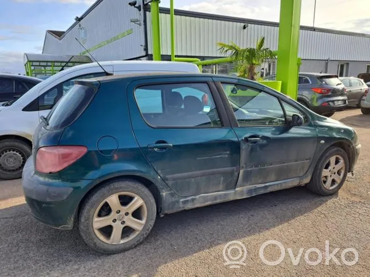 Peugeot 307 Rétroviseur latéral manuel 8149AW