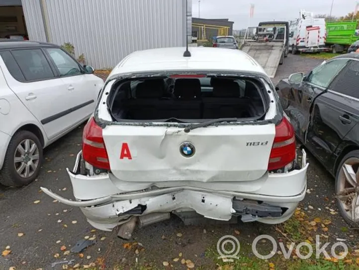 BMW 1 E81 E87 Muut kojelaudan osat 