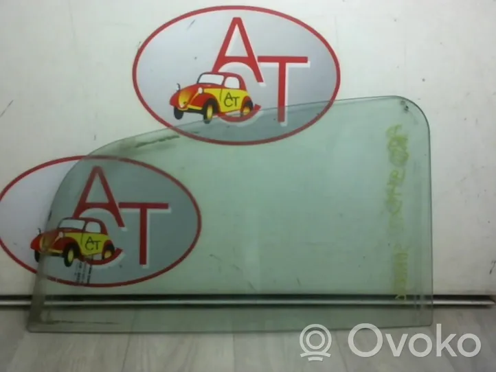 Dacia Sandero Rear vent window glass 8200733061