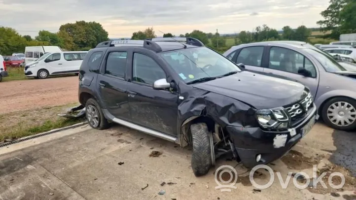 Dacia Duster Zwrotnica koła przedniego 8200881824