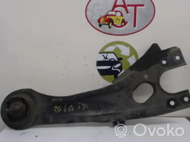 Hyundai i30 Triangle bras de suspension supérieur arrière 551002G000