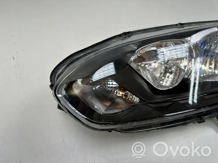 Ford Connect Headlight/headlamp DT1113W030DC