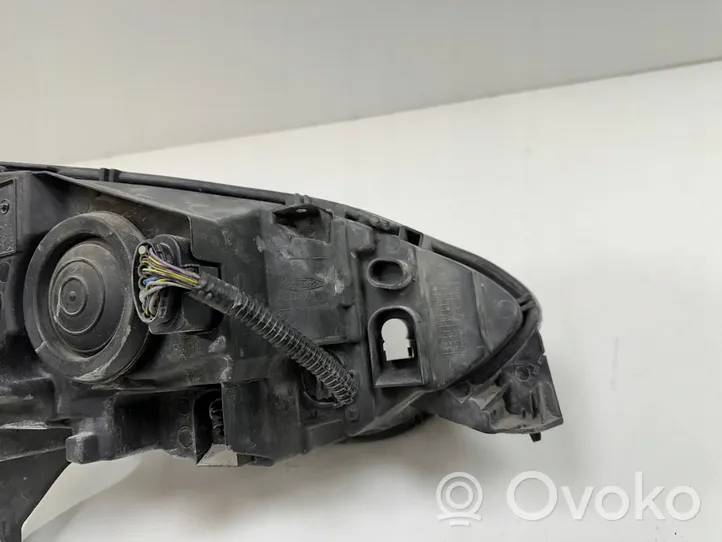 Ford Connect Headlight/headlamp DT1113W030DC