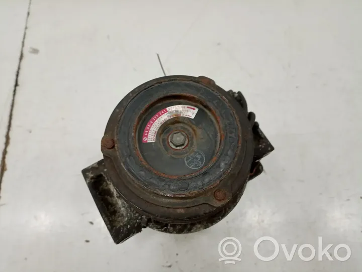 BMW 5 E39 Air conditioning (A/C) compressor (pump) 