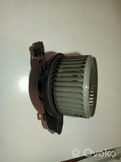 Audi A4 S4 B6 8E 8H Heater fan/blower 