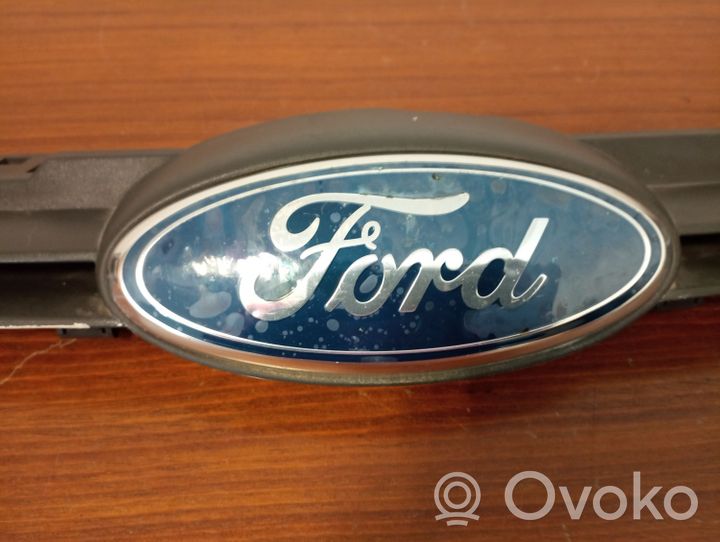 Ford Fiesta Etusäleikkö 