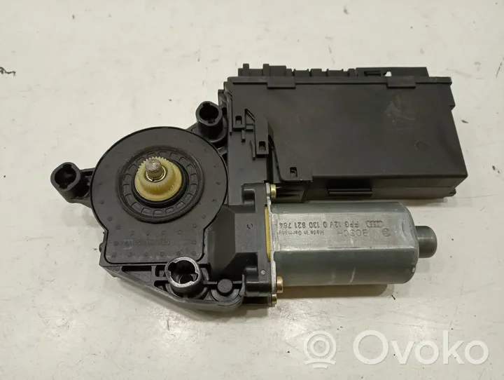 Audi A4 S4 B6 8E 8H Front door window regulator motor 