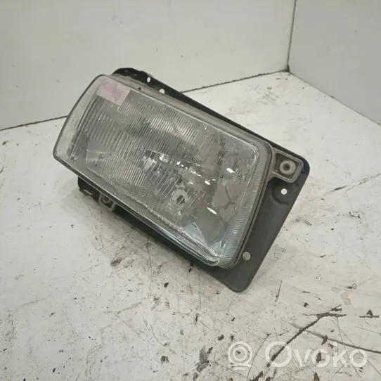 Volkswagen Jetta II Headlight/headlamp 