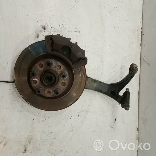 Audi A4 S4 B5 8D Mozzo ruota anteriore 