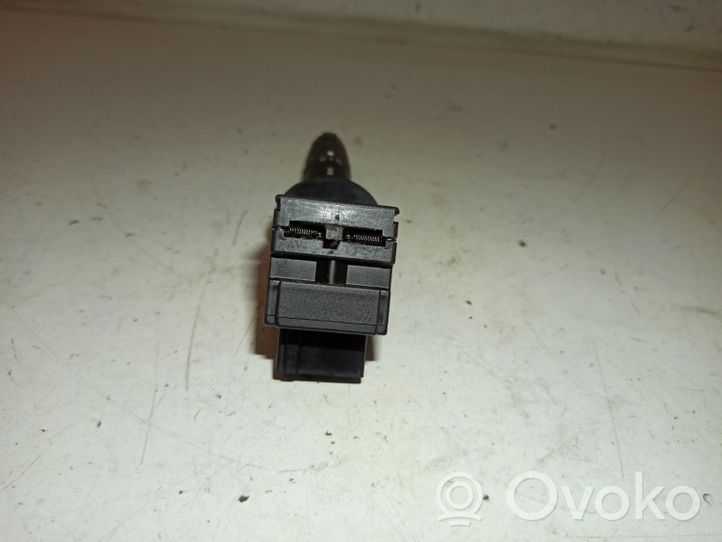 Peugeot 607 Autres commutateurs / boutons / leviers 