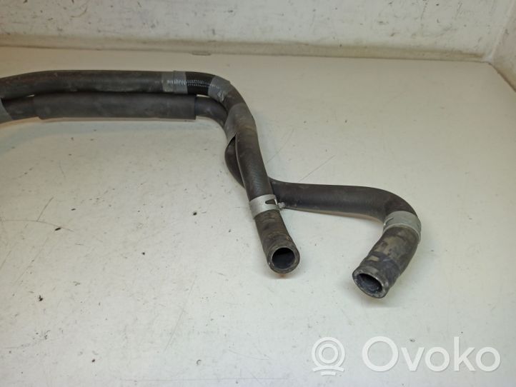 Mazda 3 III Durite de refroidissement tube 