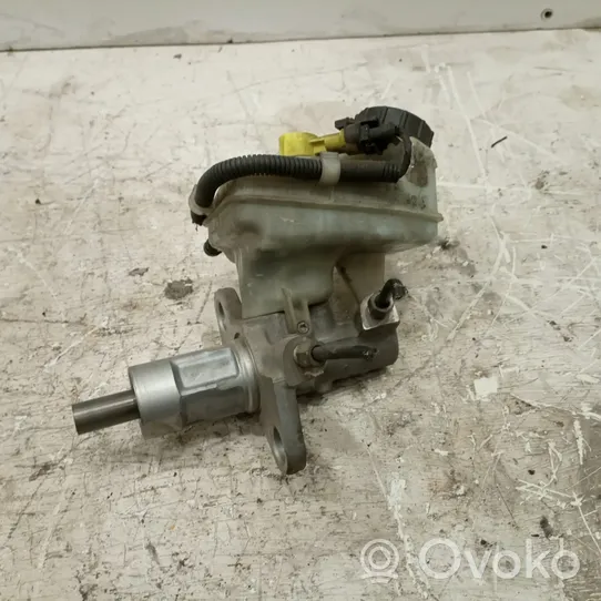 Chevrolet Orlando Master brake cylinder 