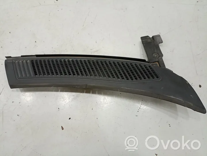 Renault Megane I Grille de calandre avant 