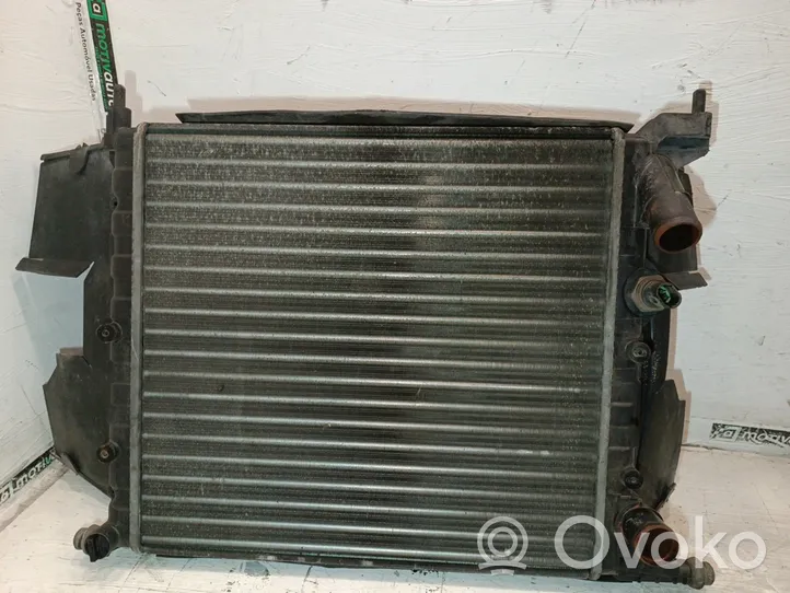 Renault Clio I Coolant radiator 