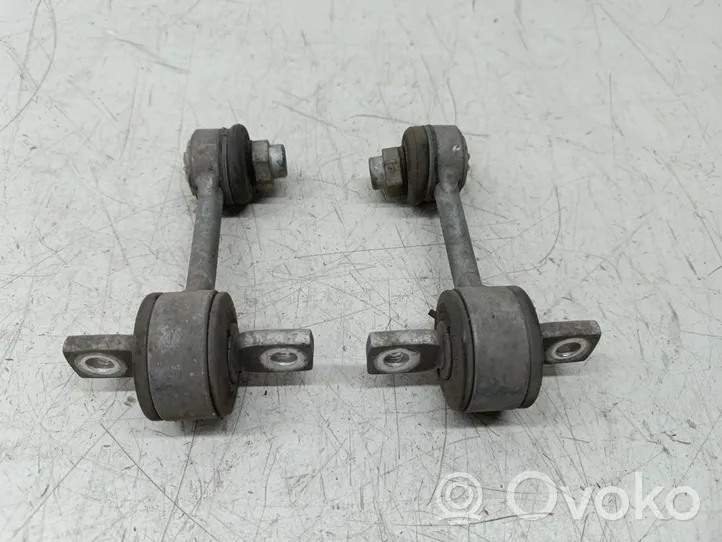 Audi A4 S4 B6 8E 8H Barra stabilizzatrice anteriore/barra antirollio 