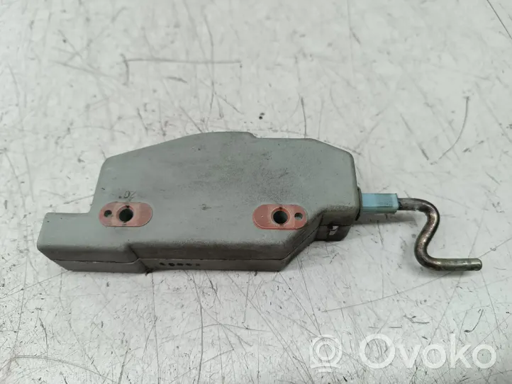 Opel Astra F Tailgate exterior lock 