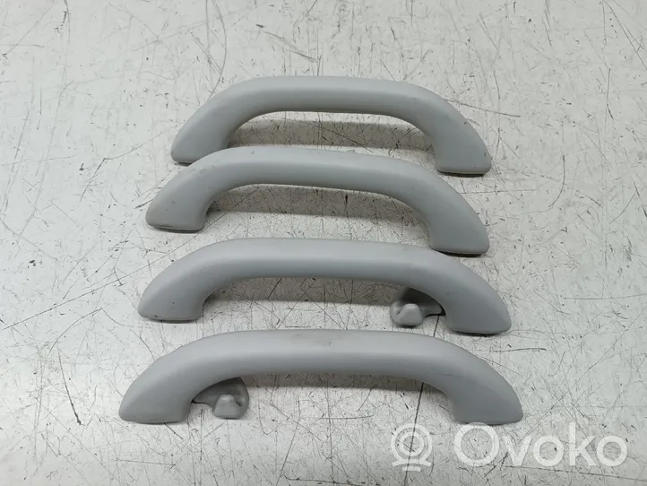 Volkswagen PASSAT B5.5 Front door interior handle 