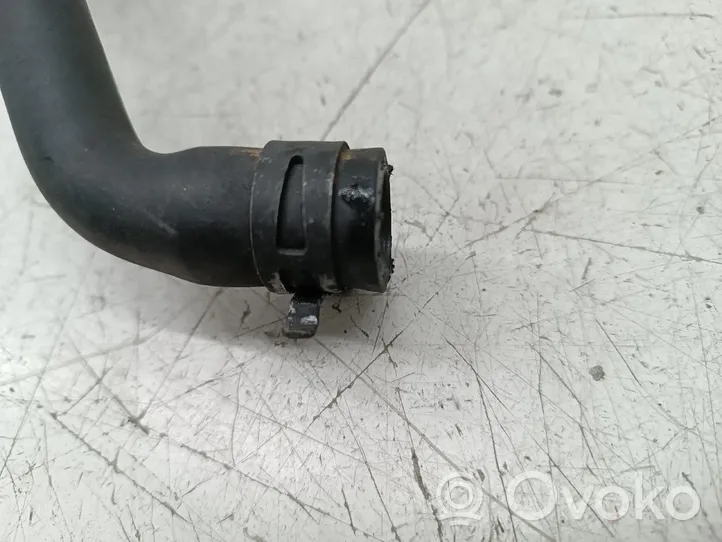 Audi A3 S3 8P Durite de refroidissement tube 