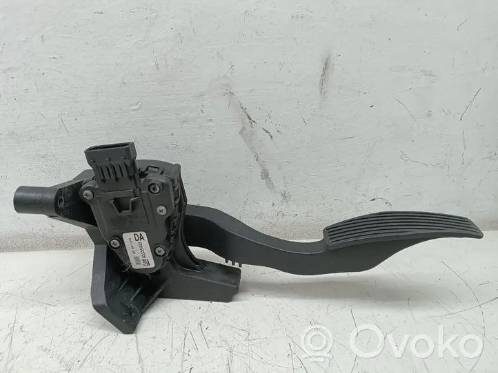 Opel Meriva A Pedal assembly 