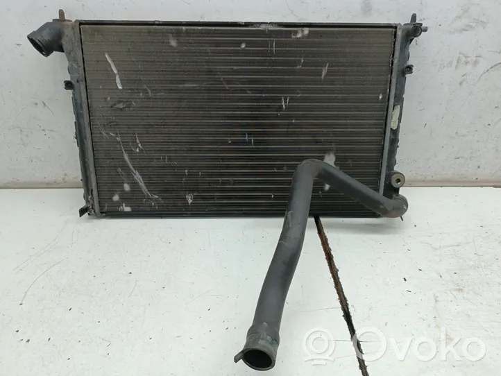 Peugeot 406 Radiateur de refroidissement 