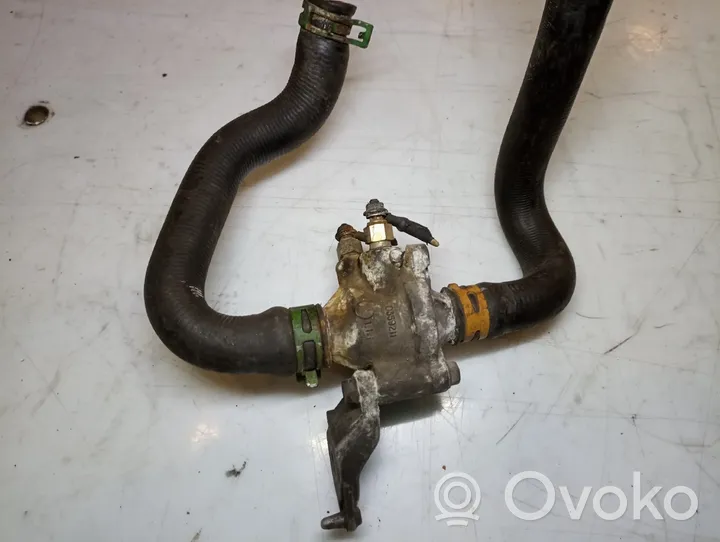 Renault Megane I Durite de refroidissement tube 