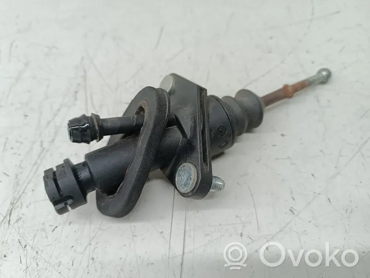 Opel Combo C Vacuum pump 